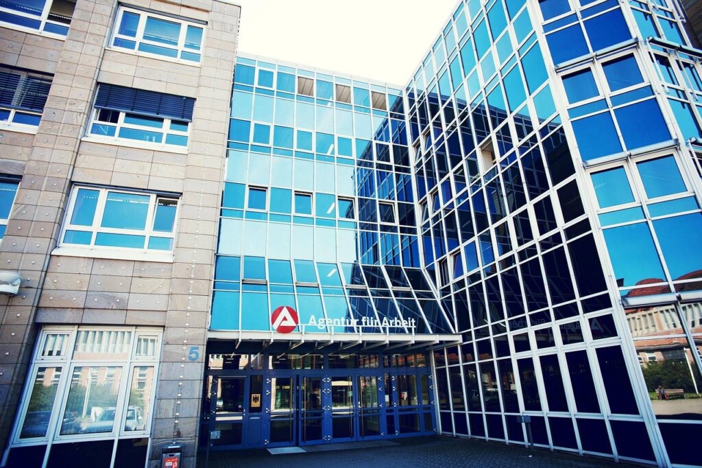 Agencja pracy jak założyć własną działalność w tej branży