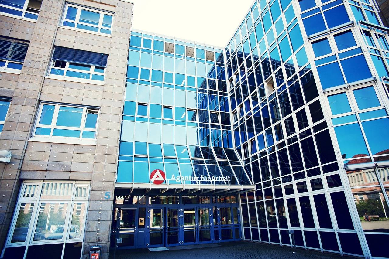 Agencja pracy jak założyć własną działalność w tej branży