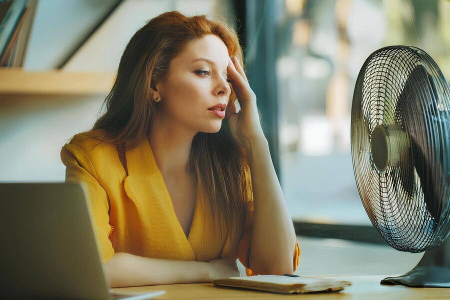 Jaka temperatura powinna być w pracy i dlaczego ma to znaczenie?